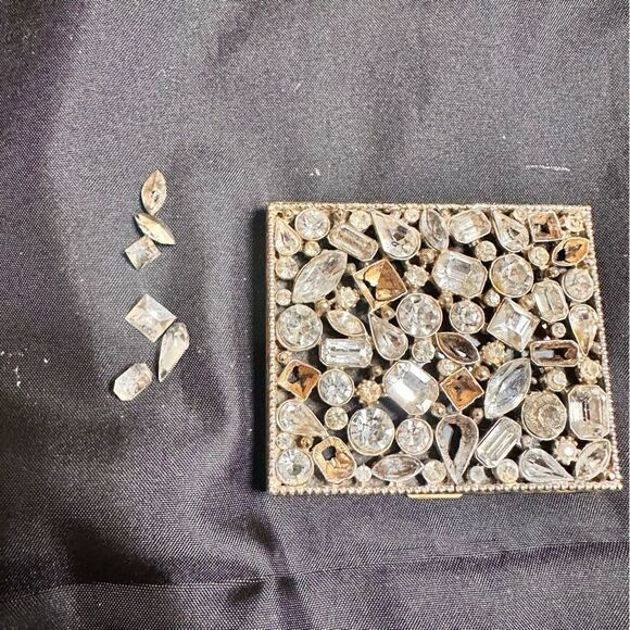 Vintage 1950s Marhill Diamanté Rhinestone Powder Compact - Picture 4 of 10